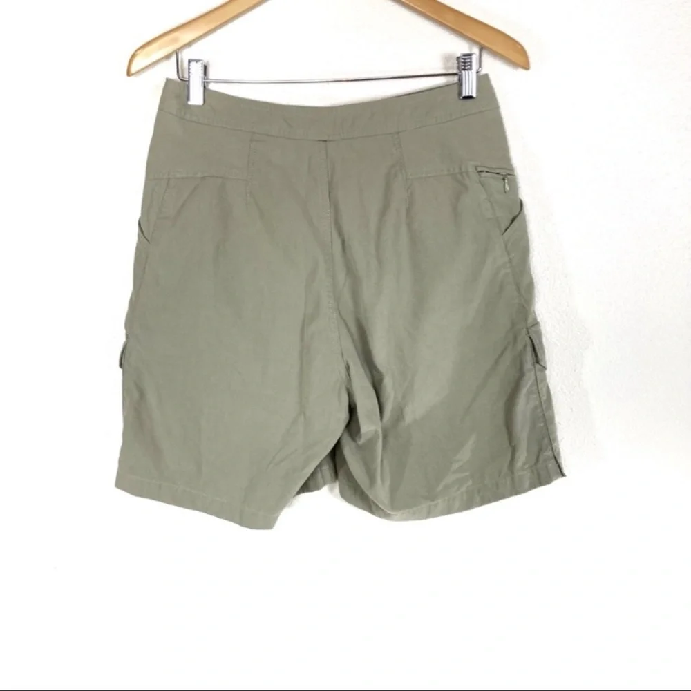 REI Outdoor Hiking Sage Green High Rise Khakis Shorts Cotton Nylon Women’s Sz 12